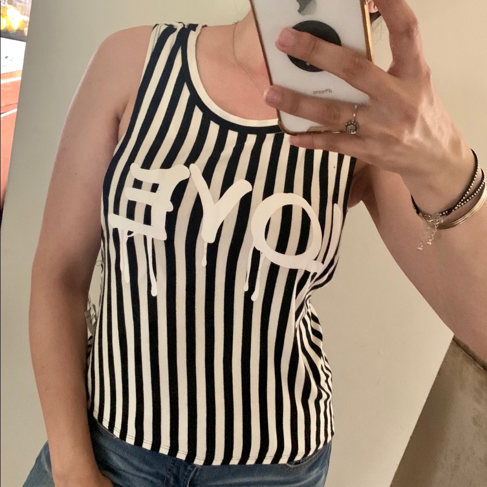 Love‎ black and white striped sleeveless tank top